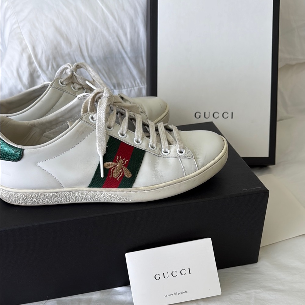 Gucci Women’s Detail Sneakers